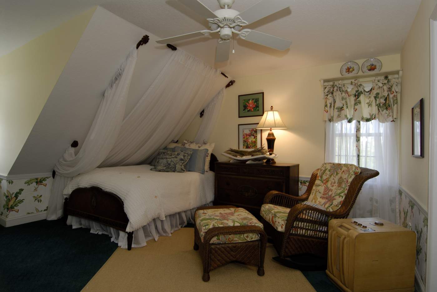 Girl's room