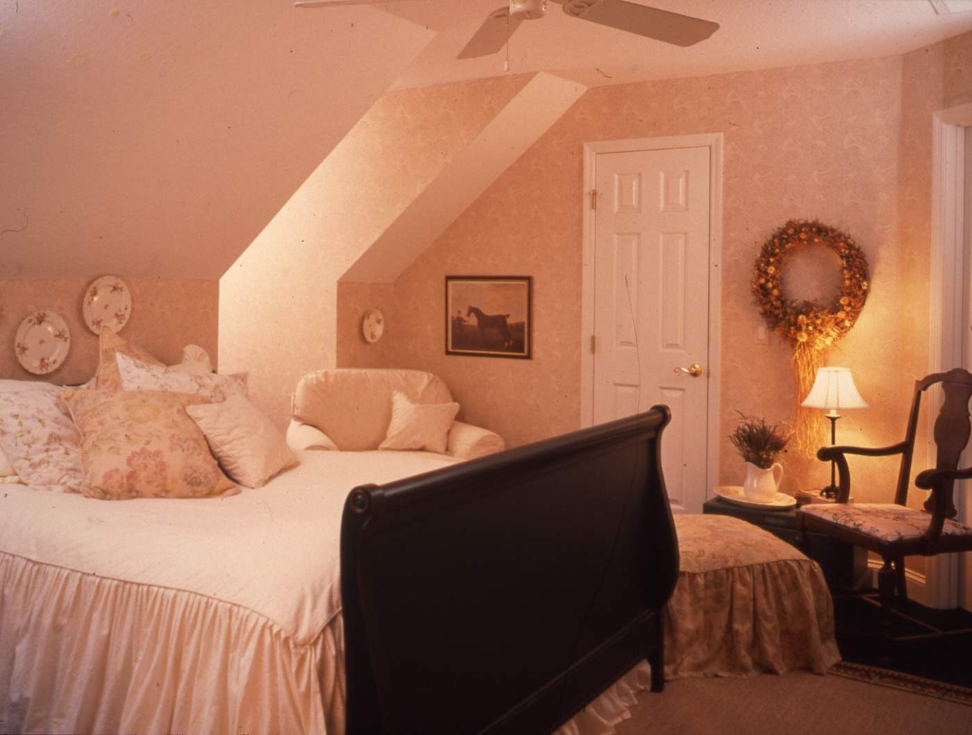 Pink girl's room