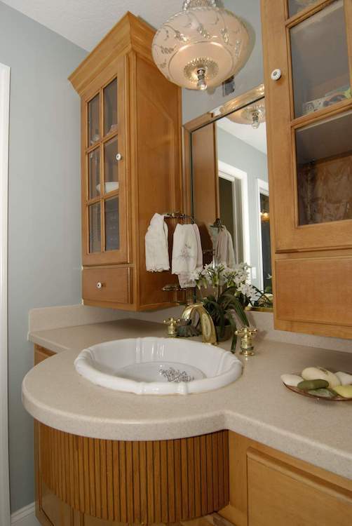 Upstairs bathroom